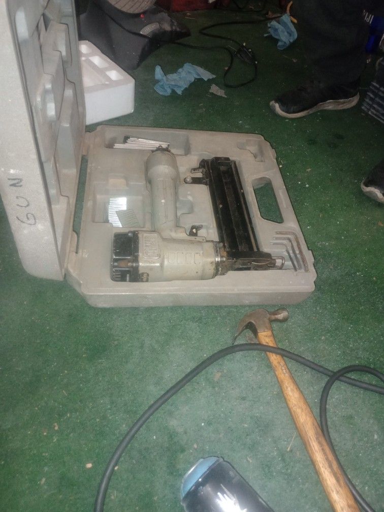 Finish Nailer
