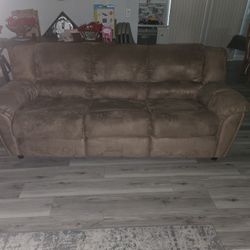 Queen Sleeper Sofa Price Reduction 