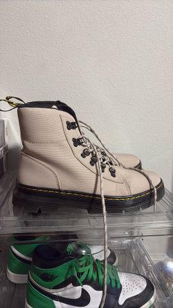 Dr. Martens