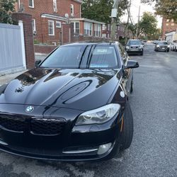 2011 BMW 528 With M Package 