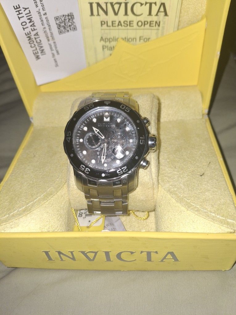 INVICTA MEN PRO DIVER WATCH