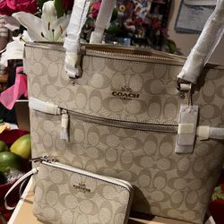 Bolsa y Wallet Coach 