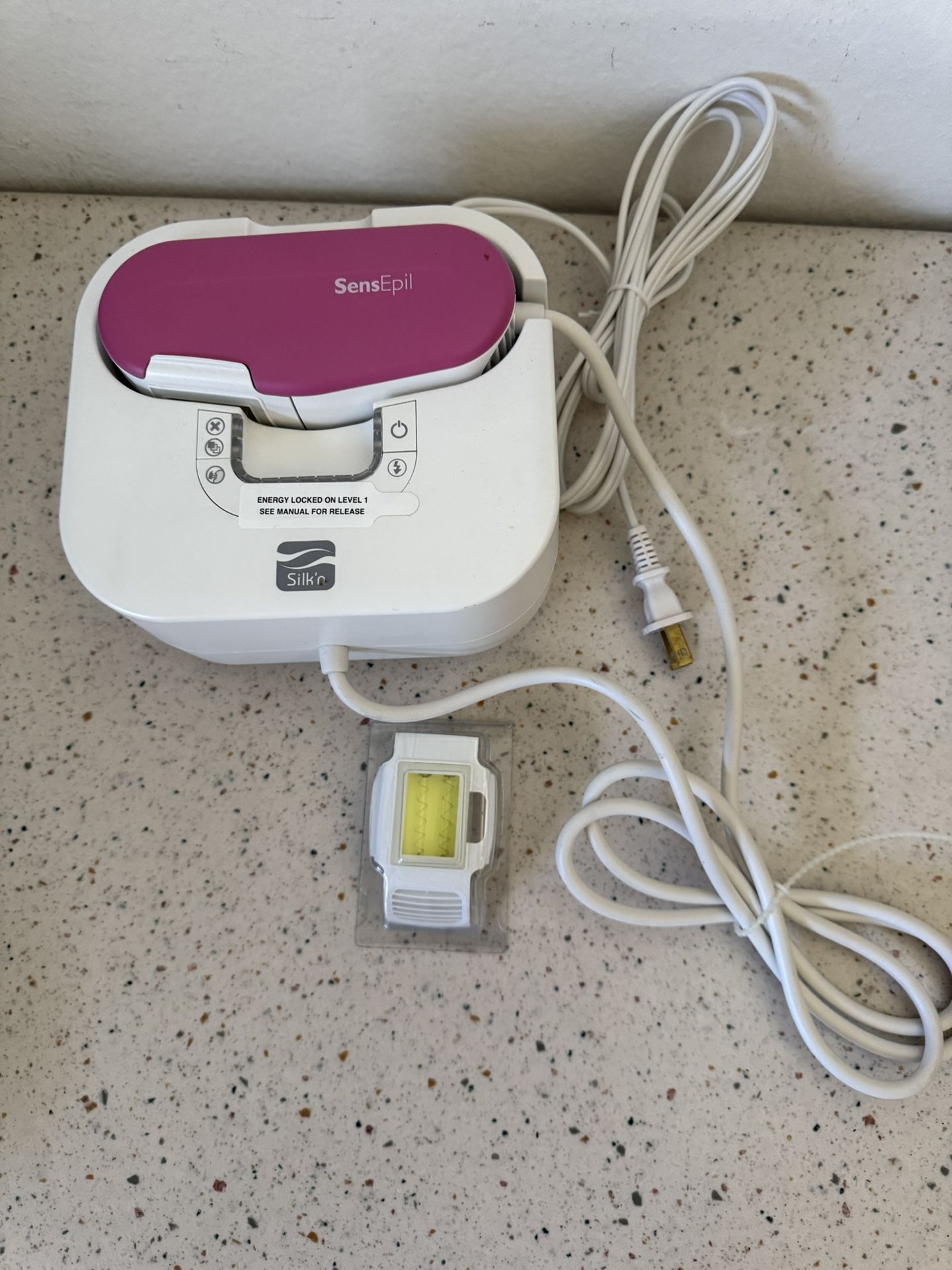 Silk’n SensEpil Hair Removal Device w/ Lamp Cartridge Excellent Condition