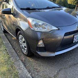 2013 Toyota Prius C