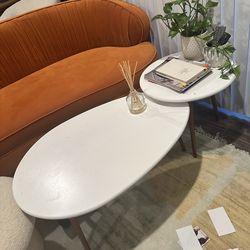 Coffee table set of two