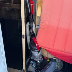 Eureka Vacuum Cleaner