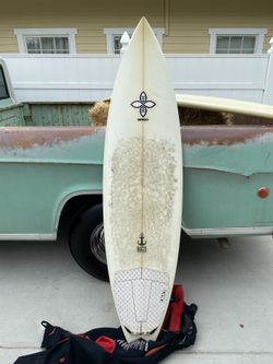 Infinity Surfboard - 6’3 “silverback”