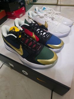 Kobe 5 undefeated pack size 10 for sale