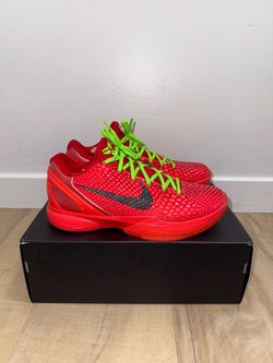 Kobe Reverse Grinches USED Size 9 Men’s