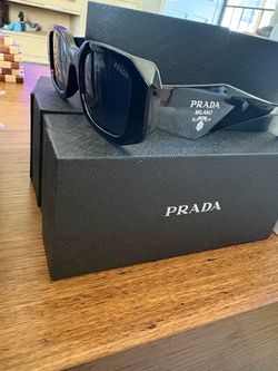 Women’s glasses