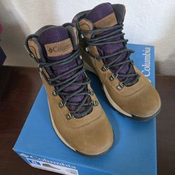 Columbia Newton Ridge Women's Hiking Boots
