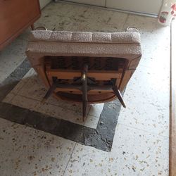 1950s  Swivel  Chair Project Needs TLC 