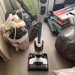 TINECO  CORDLESS VACUUM & FLOOR WASHER 