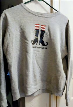 Ladies Large Graphic Sweatshirt