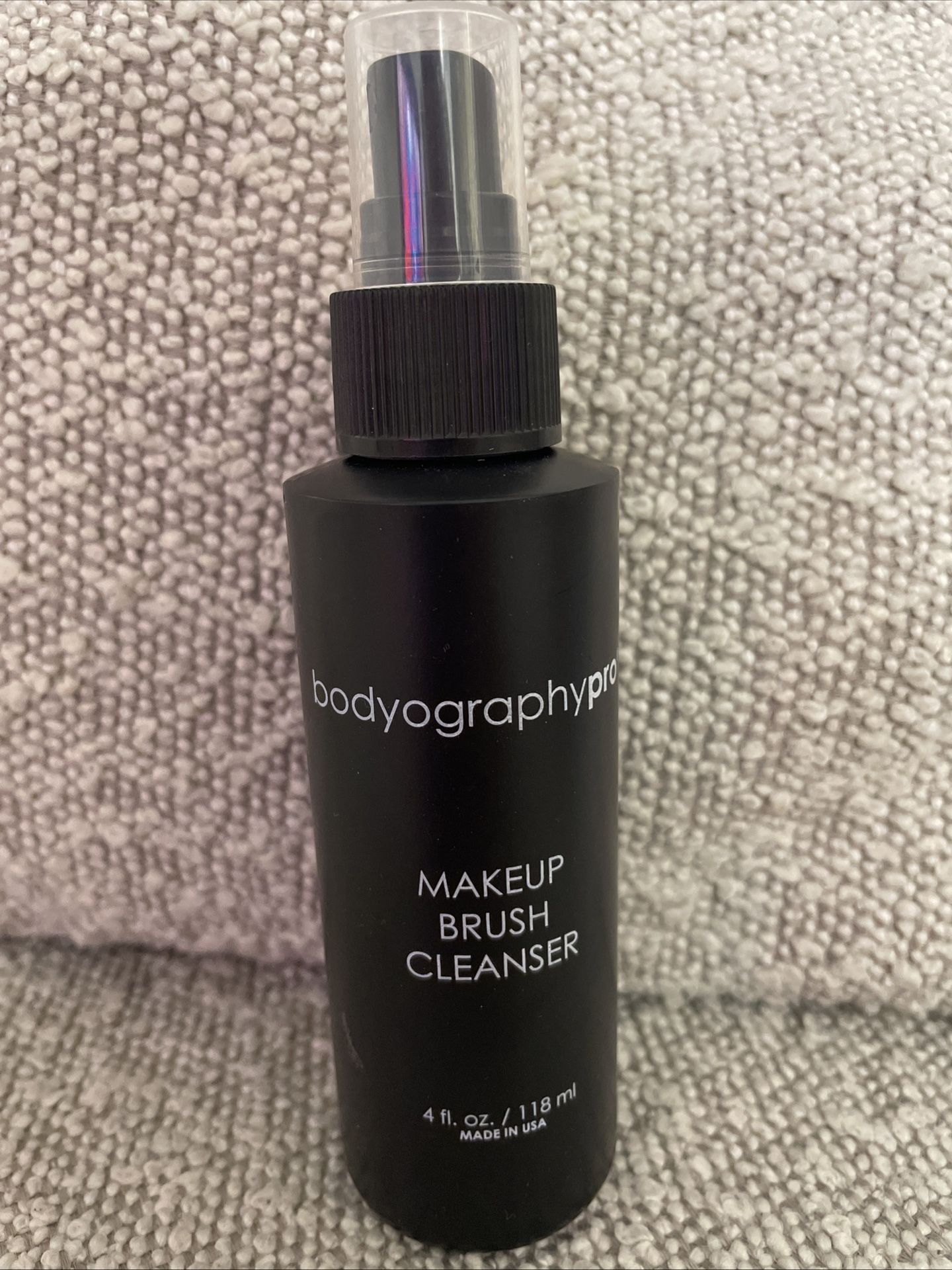 Bodyography Pro Makeup Brush Cleanser