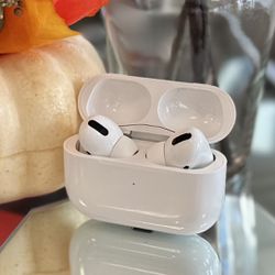 Apple AirPods Pro (payments/trade optional)