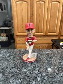 Los Angeles Angels of Anaheim Baseball Andrelton Simmons "Gold Glove Again in 2018" Winner Bobblehead.  Preowned.  Has been on display in a cabinet wi