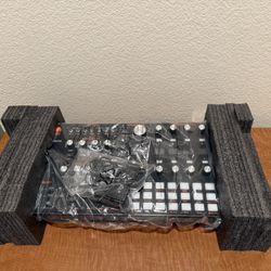 ASM Hydrasynth Desktop – Like New – $750 OBO