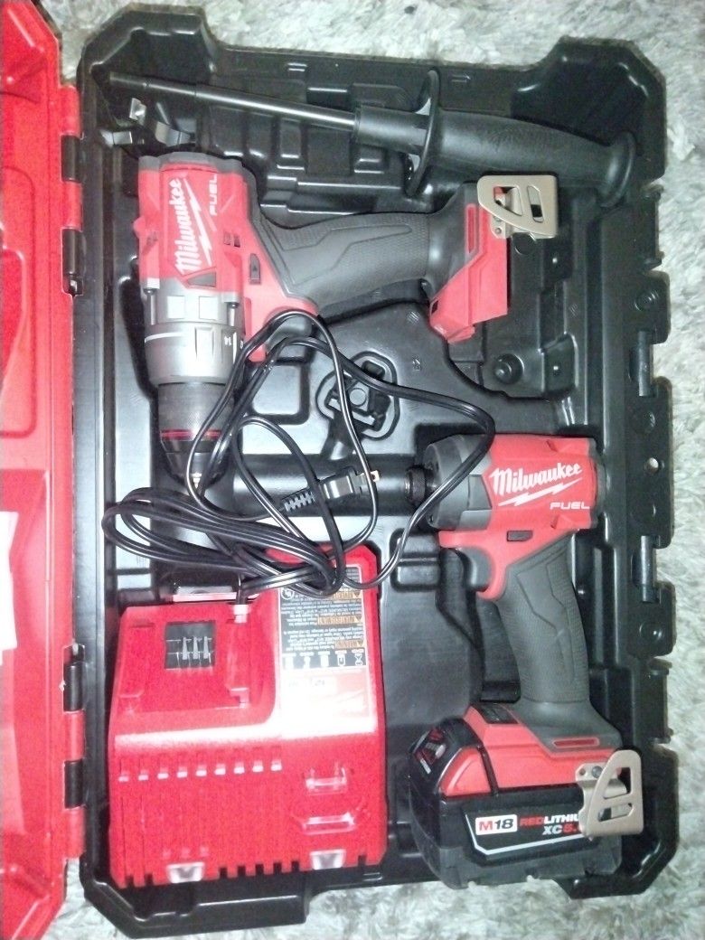 Milwaukee Combo kit