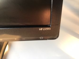 2 monitores para computadora marca HP uno de 17 y otro de 20