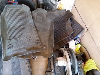 Floor mats full set front end back came out of a 2022 dodge pick up. 1500. Eco diese