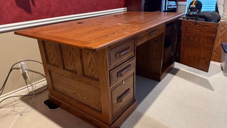 Desk