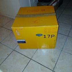 Brand new Desk Computer Still In Box With Wrapping