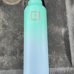 IRON °FLASK Sports Water Bottle - Wide Mouth with 3 Straw Lids - Stainless Steel