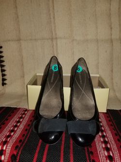 LADIES SHOES