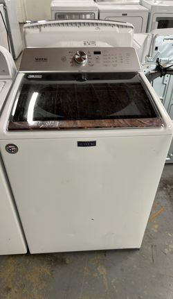 Maytag Top Load Washer – HE, Glass Lid, White