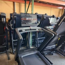 2025 model Nordictrack Commercial 2450 -14MPH  max speed - 1500$