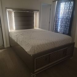 Bed  and Stand with Mirror 