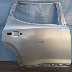 2017-2023 GMC ACADIA RIGHT REAR DOOR 
