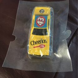  petty 2001 Cheerios car