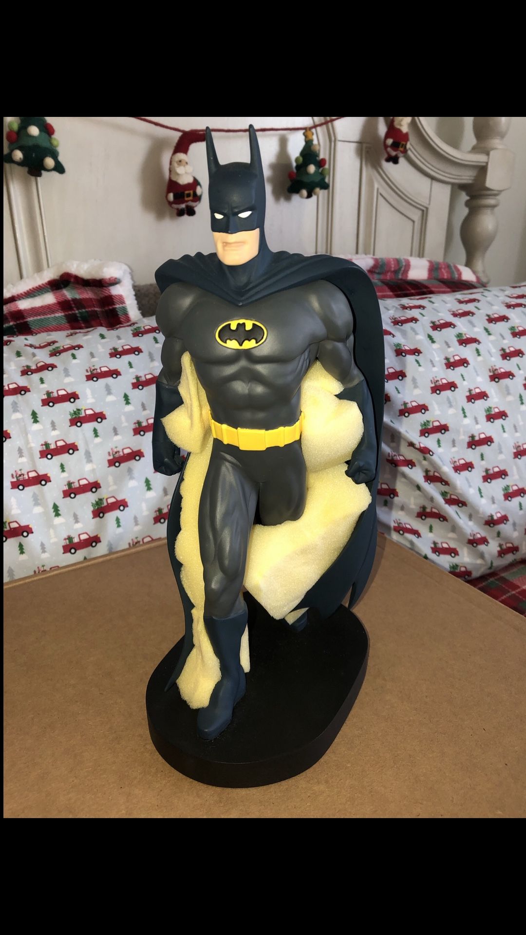 1999 Warner Brothers Batman Statue 