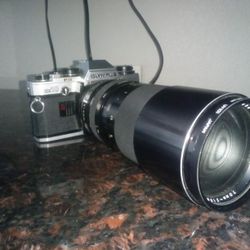Olympus OM-10 Manual Camera With Lens