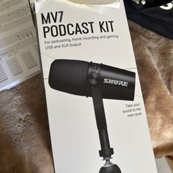 Shure MV7