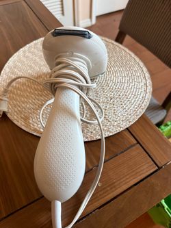 Clothing steamers