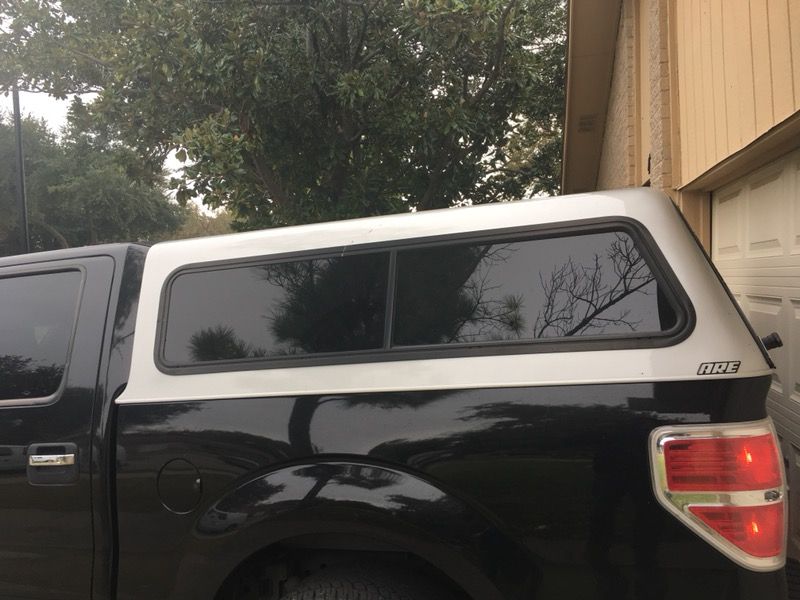 Camper en venta tiene llave es para Ford f150 le queda del 9 10 11 12