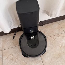 Roomba Robot Vacuum Cleaner 