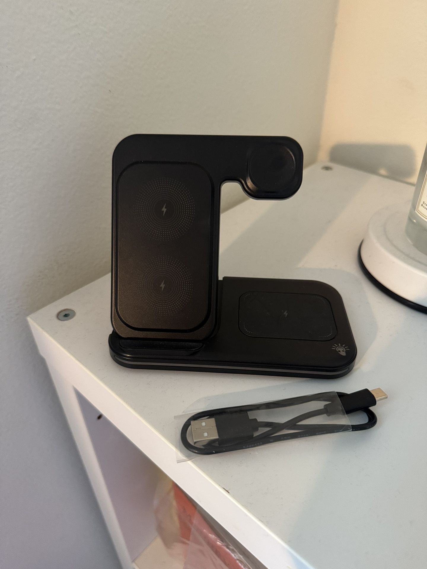 Apple Devices Charger With USB