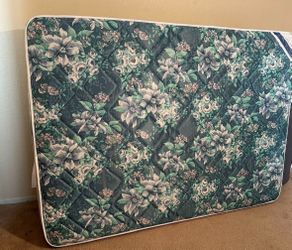 Full size Mattress and Boxspring