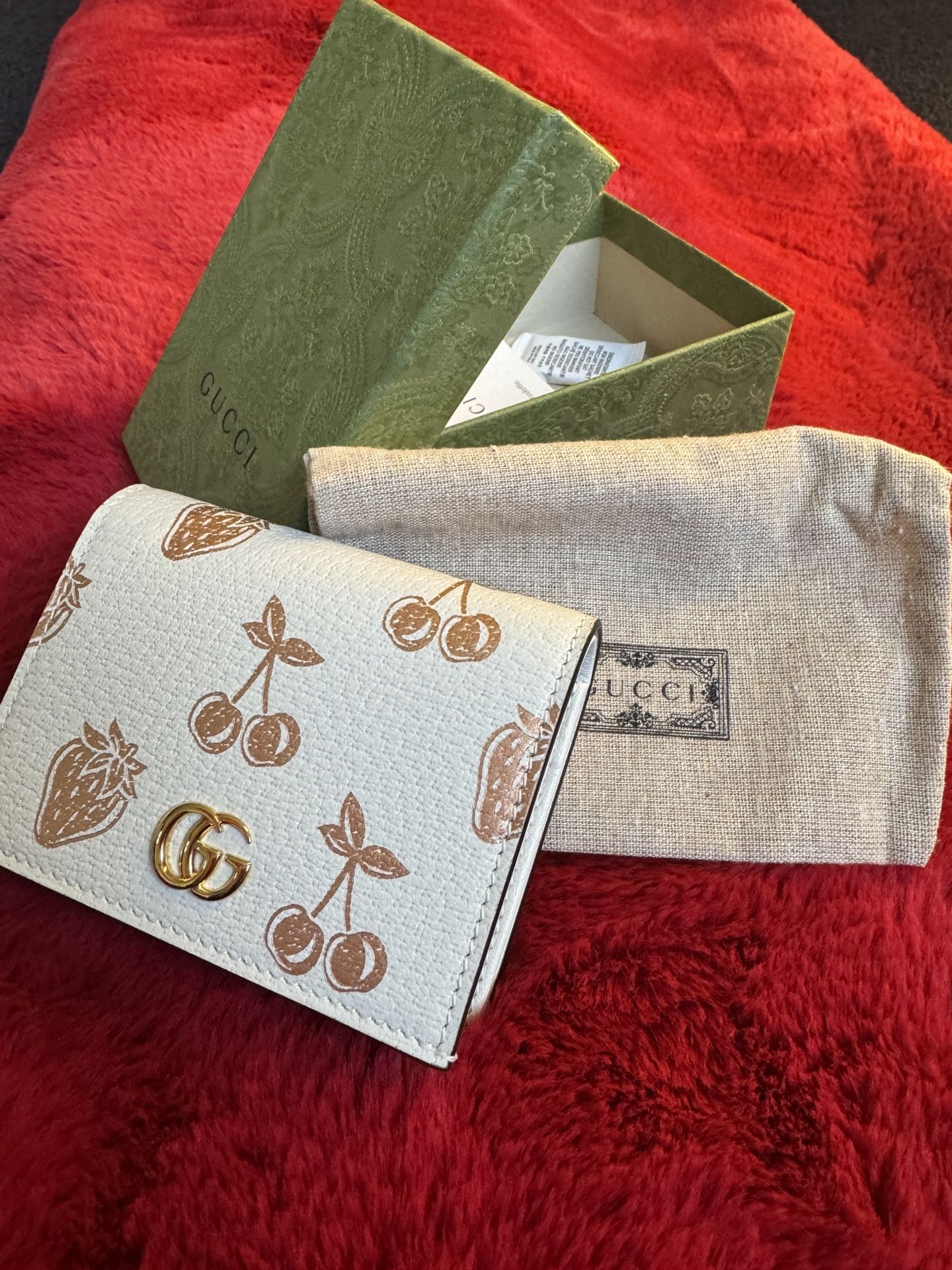 Brand New Special Edition Gucci Wallet – Ivory & Rose Gold Cherry Design