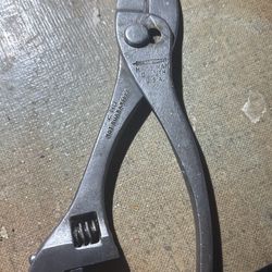 RarevintageWW11 us MilitaryDiamalloy Adjustable Wrench Combo Pliers aka handyman Duluth USA