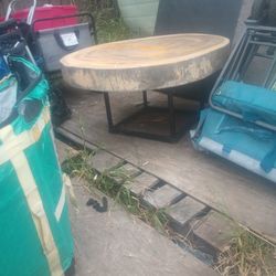Wood Round Table 