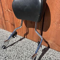 Esta pieza para el asiento de la motocicleta x $125  obo