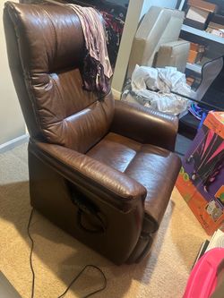 Motorized recliner
