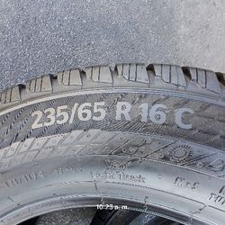 Selling Set Of CONTINENTAL  235/65/16C 