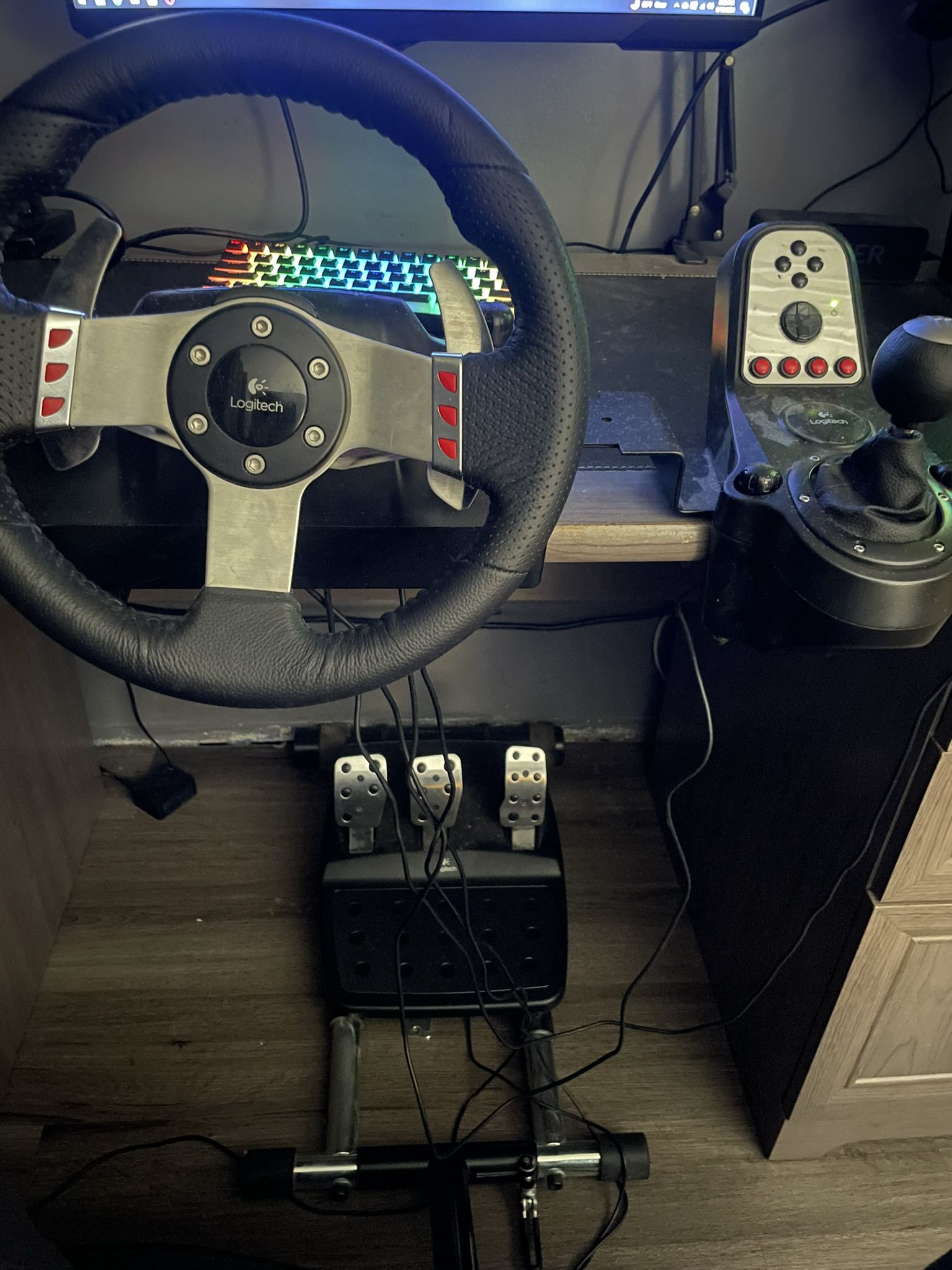 Logitech G27