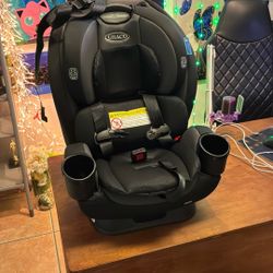 Graco Infant Baby Car Seat Triride NEW out Of Box